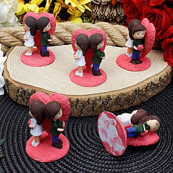 3D Sırt Sırta Kalpli Romantik Çift Teraryum Obje Beyaz Yeşil Mavi 4,5x5 cm - 1