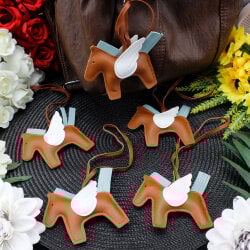 At Figürlü Çanta Charm Aksesuar Açık Kahverengi - 1