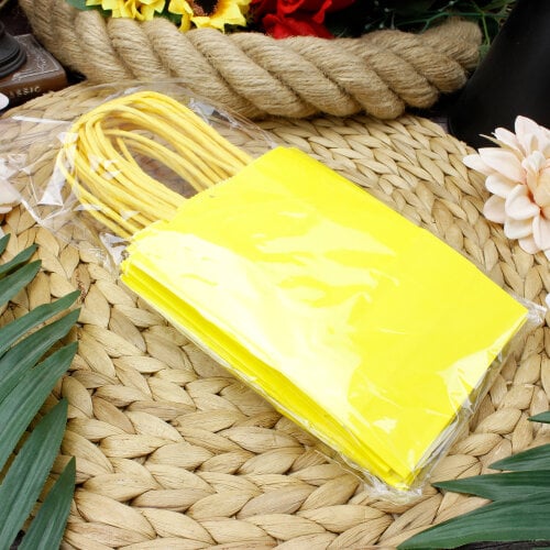 Büküm Saplı Sarı Kağıt Çanta 12'li Paket - Kare Dekor (1)