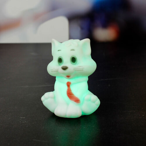 Dekoratif Renk Değiştiren Işıklı Plastik Kravatlı Kedi Tasarım Gece Lambası 9CM - 4