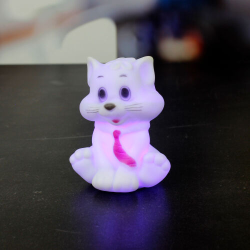 Dekoratif Renk Değiştiren Işıklı Plastik Kravatlı Kedi Tasarım Gece Lambası 9CM - 5