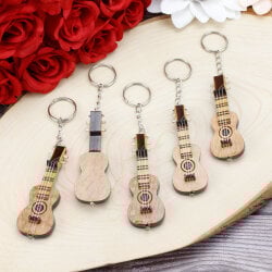 El Yapımı Ahşap Gitar Anahtarlık 12'Li Paket - 2