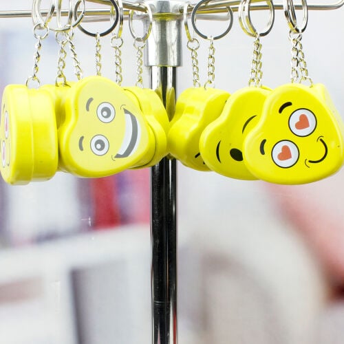 Emoji Kalp Teneke Kutu Anahtarlık 12'li Paket - 1