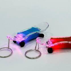 Işıklı Plastik Kaykay Anahtarlık 12'li Paket - 2