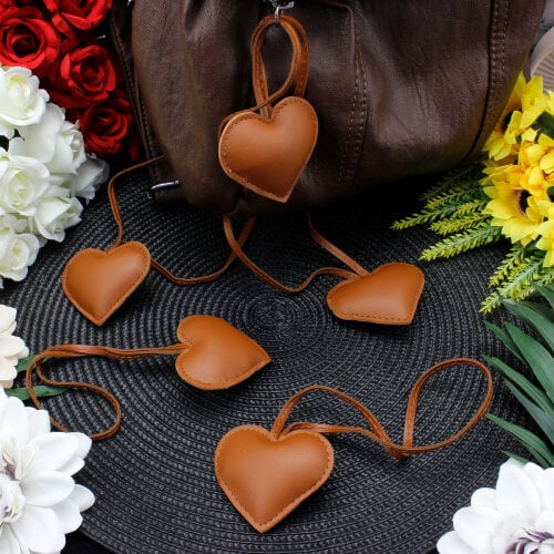 Kalp Figürlü Çanta Charm Aksesuar Açık Kahverengi - Kare Dekor