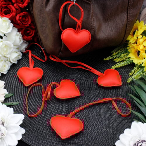 Kalp Figürlü Çanta Charm Aksesuar Kırmızı - Kare Dekor