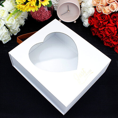 Kalp Pencereli Saplı Çiçek Taşıma Kutusu 25x29x9,5 cm Beyaz - 3
