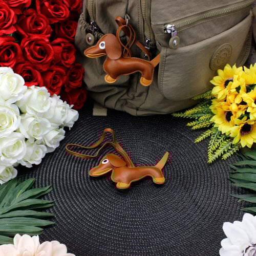 Köpek Figürlü Çanta Charm Aksesuar Açık Kahverengi - Kare Dekor (1)