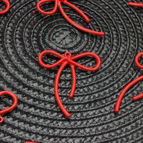 Metal Fiyonk Tasarım Anahtarlık Aksesuarı Kırmızı - Kare Dekor (1)