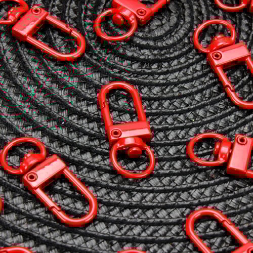 Oval Halkalı Metal Anahtarlık Klipsi Kırmızı - Kare Dekor (1)