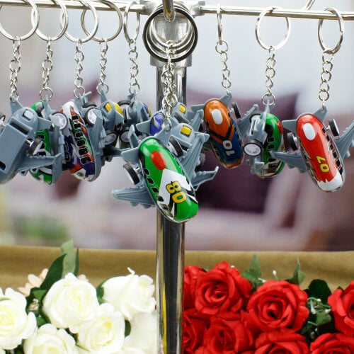 Renkli Uçak Tasarım Anahtarlık – 12’li Paket - Toptanalim