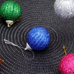 Yılbaşı Ağaç Süsü Renkli Toplar 6'Lı Paket - 2