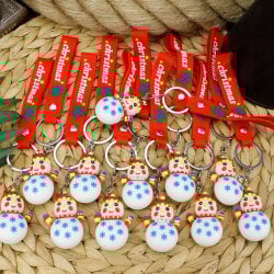 Yılbaşı Tasarım Silikon Bileklikli Anahtarlık Model 10 12'Li Paket - 3